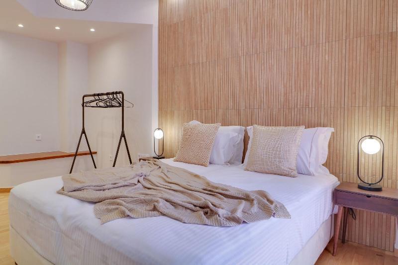 Athinn Residence Athena Bagian luar foto
