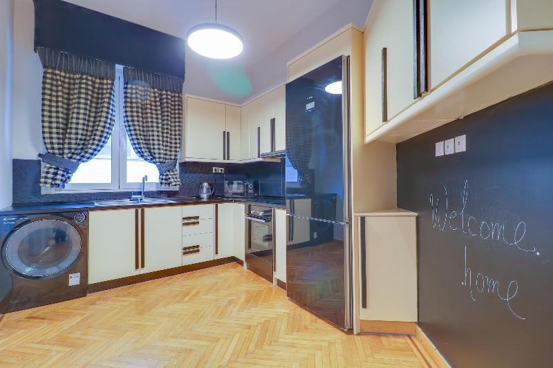 Athinn Residence Athena Bagian luar foto