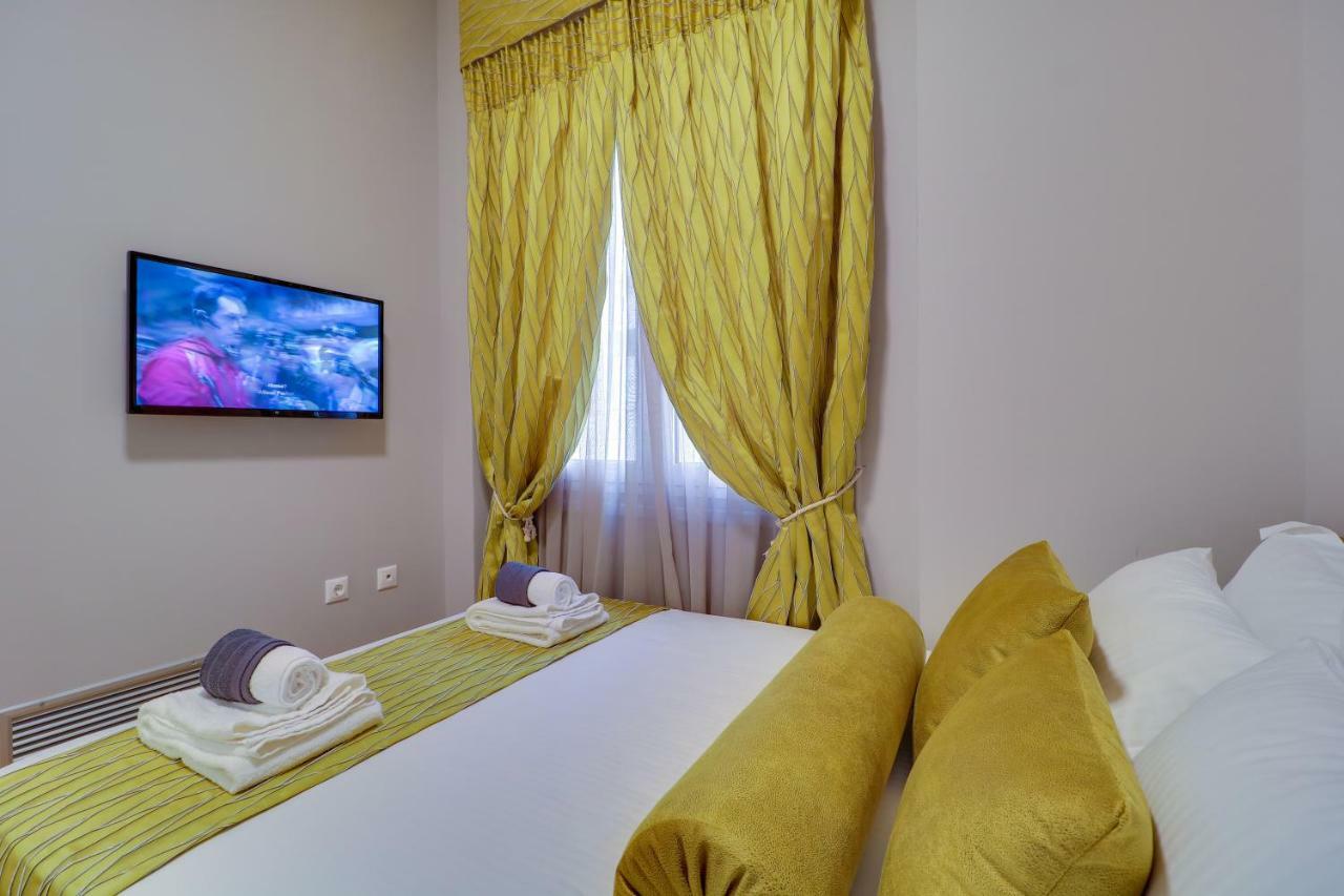 Athinn Residence Athena Bagian luar foto