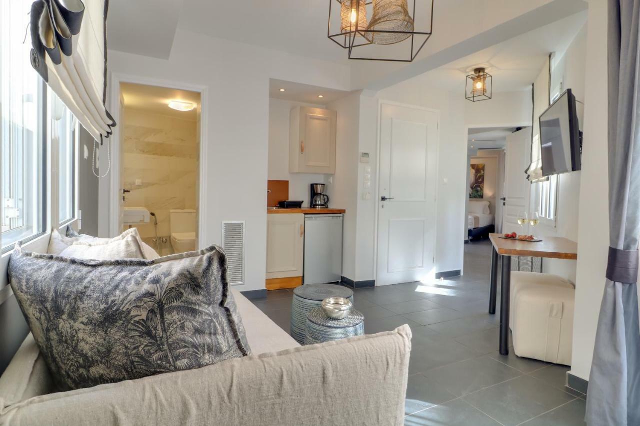 Athinn Residence Athena Bagian luar foto
