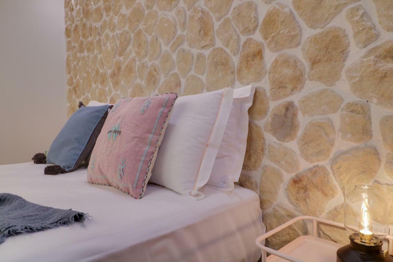Athinn Residence Athena Bagian luar foto