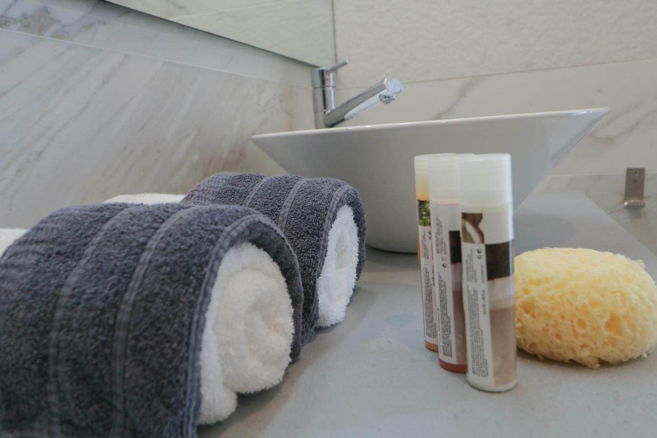 Athinn Residence Athena Bagian luar foto