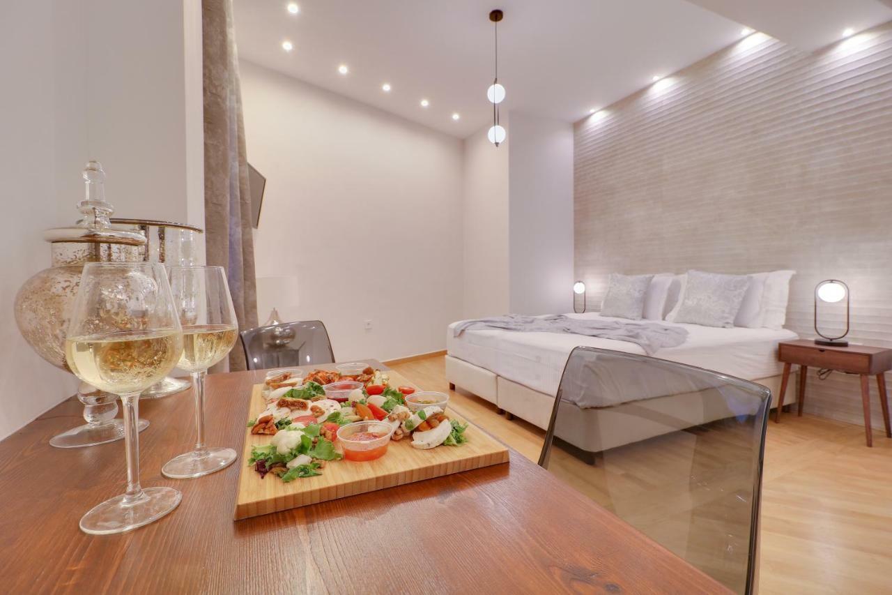 Athinn Residence Athena Bagian luar foto
